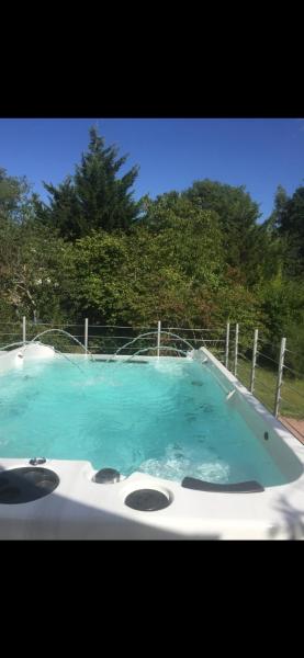Un Petit COIN DE PARADIS IDEAL JO Belle Étape à 30 minutes Sud de Paris